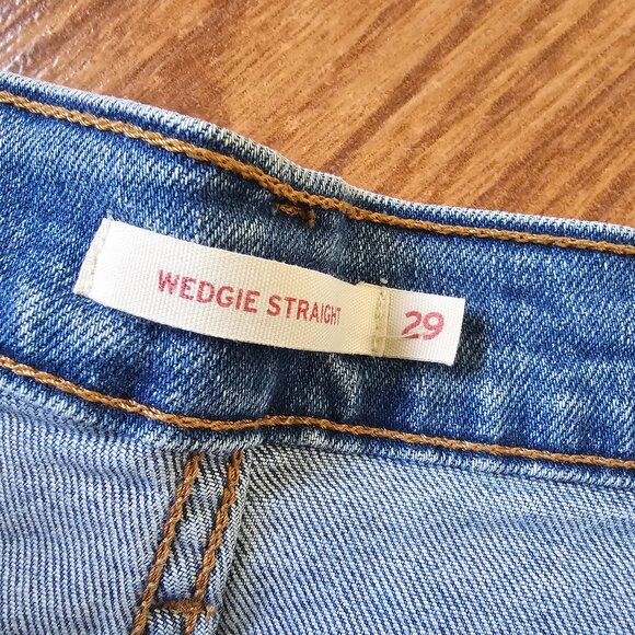 Levi's Blue Straight Leg Women's Jeans - Picture 2 of 4